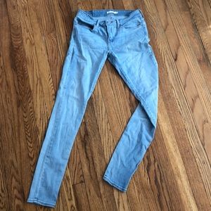 Levi’s 711 Jeans